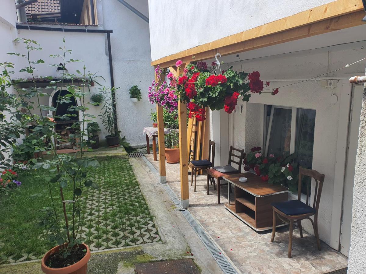 Apartmán Carissa House Brašov Exteriér fotografie