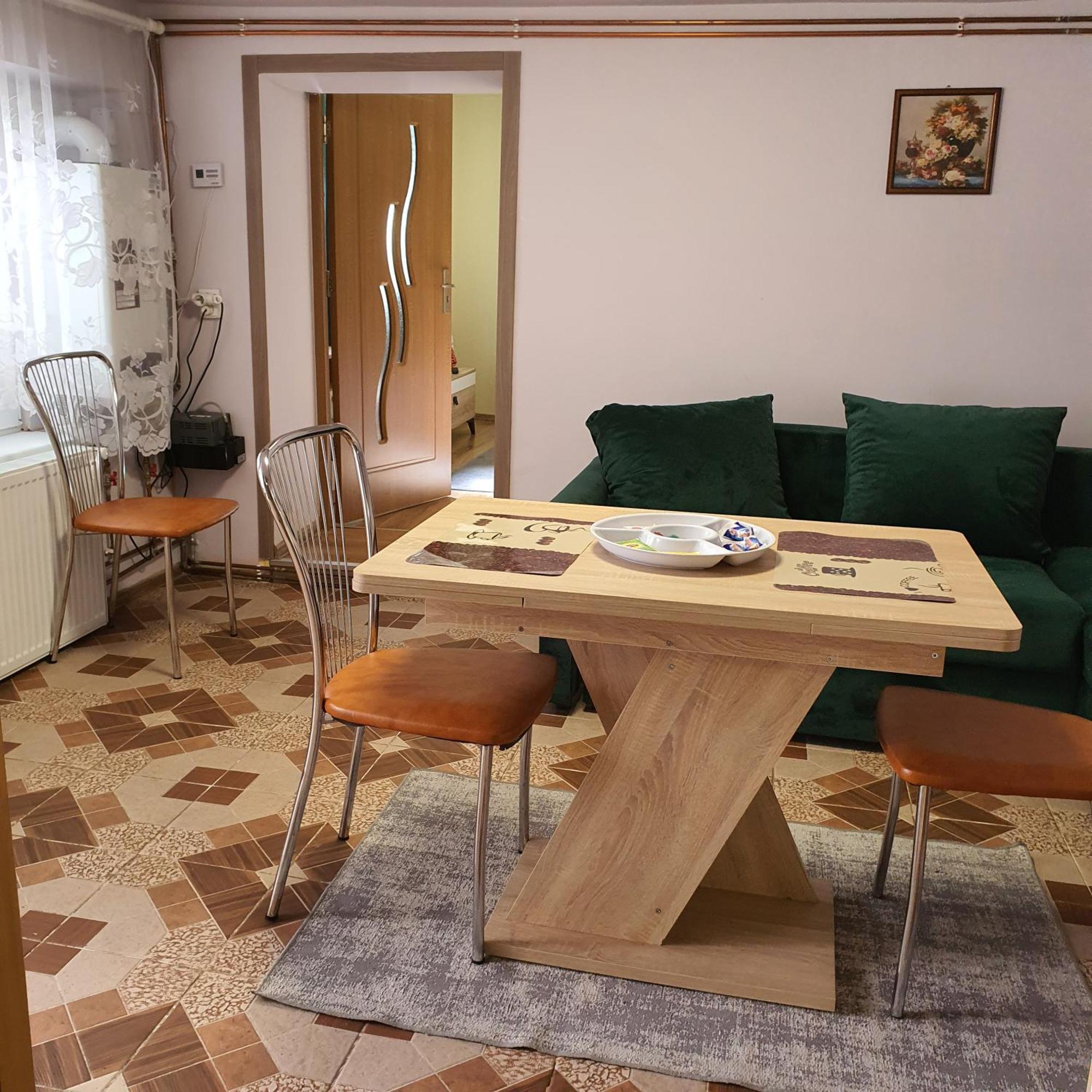 Apartmán Carissa House Brašov Exteriér fotografie